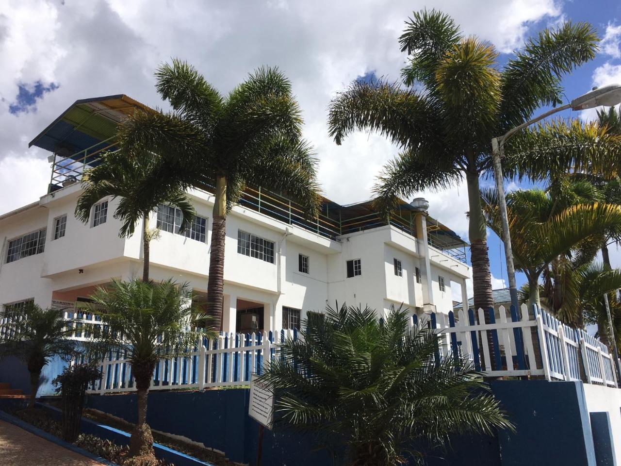 Hotel Tropics View Jamaica Hatfield Exterior foto
